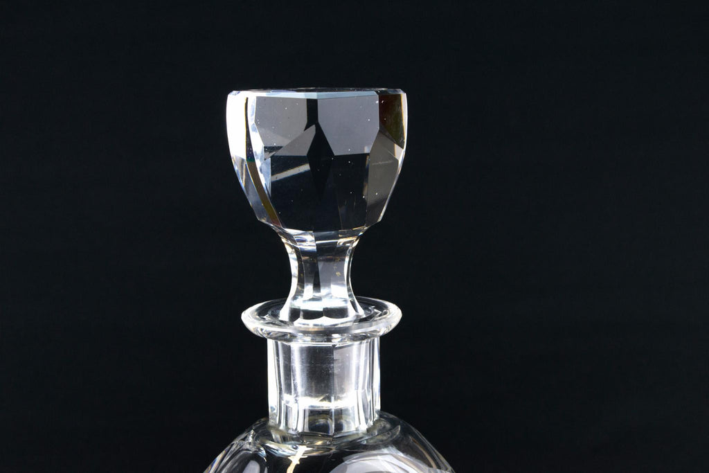 Art Deco Whisky Decanter in Cut Glass, English 1930s