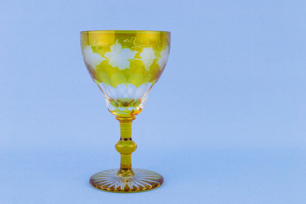 4 Yellow Small Wine Glasses, English 19th Century