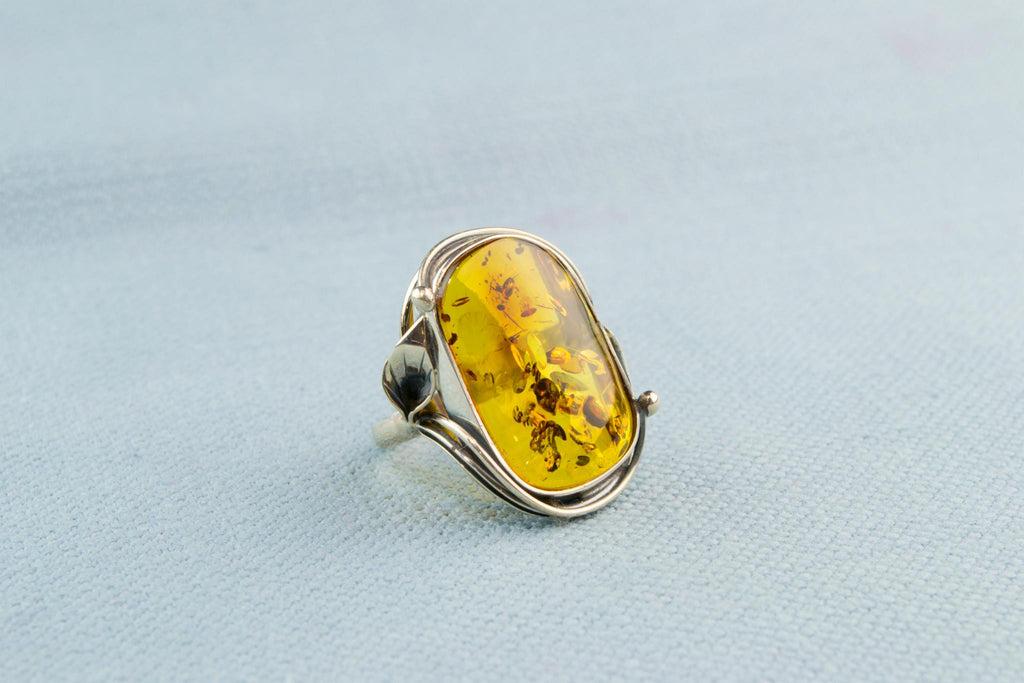 Ring Bright Baltic Amber in Silver Setting