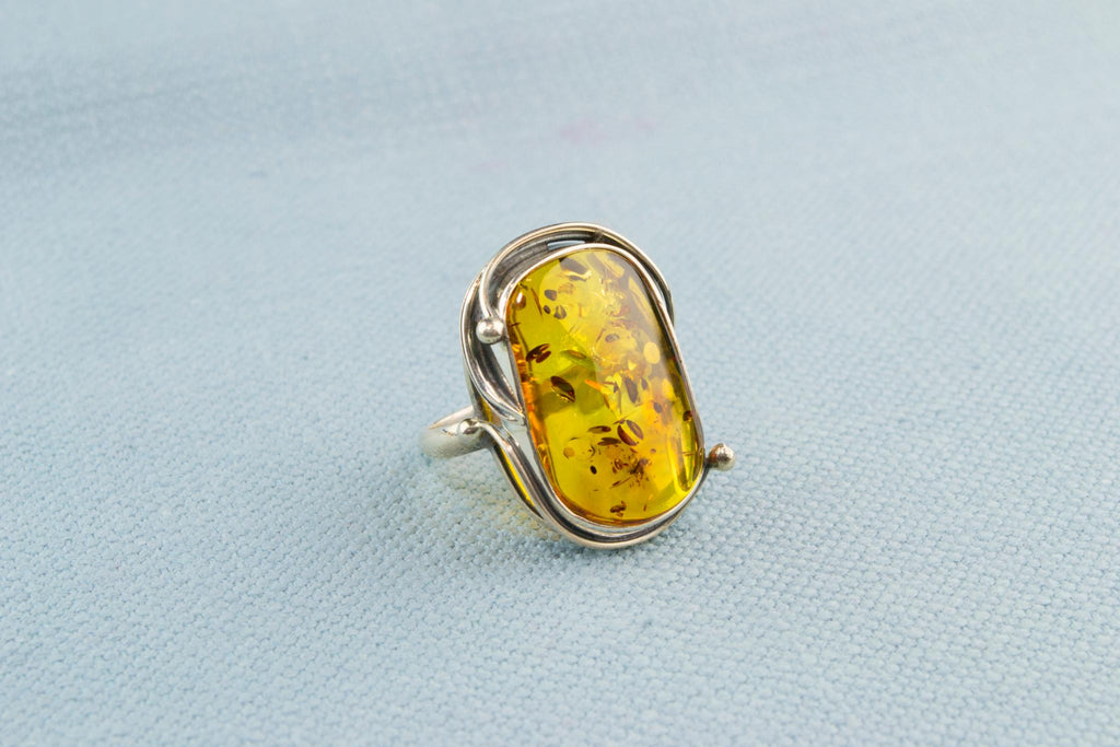 Ring Bright Baltic Amber in Silver Setting