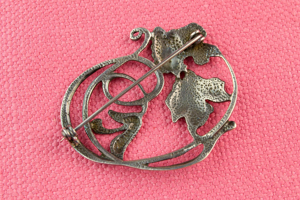 Art Nouveau Silver Brooch, English Early 1900s
