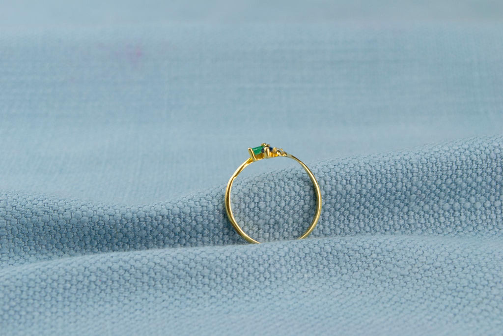 18ct Gold Ring with Diamond, Sapphire, Emerald and Ruby