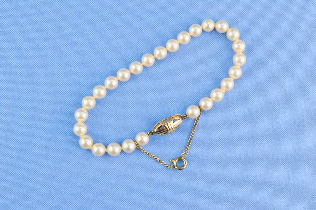 Small Bracelet Silver and Imitation Pearls