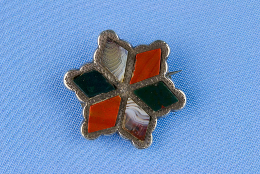 Agate Star Brooch in Sterling Silver, Scottish 19th Century
