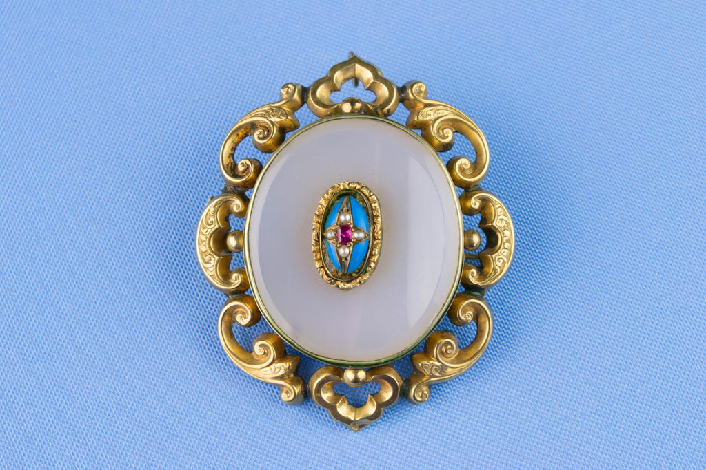 Large Agate Ruby & Pearls Brooch, Victorian 19th Century