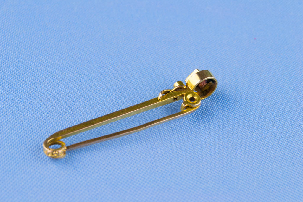 Brooch 9ct Gold Amethyst and Pearl, English Early 1900s
