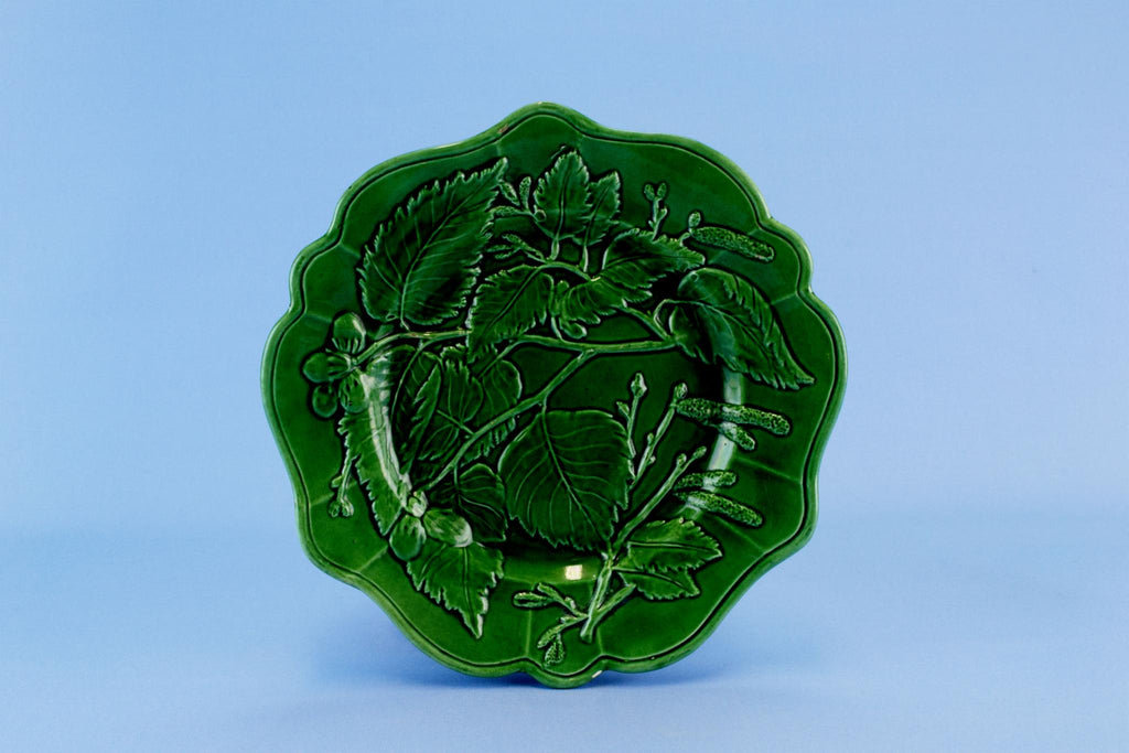 Serving Dish Green Majolica, English 19th Century