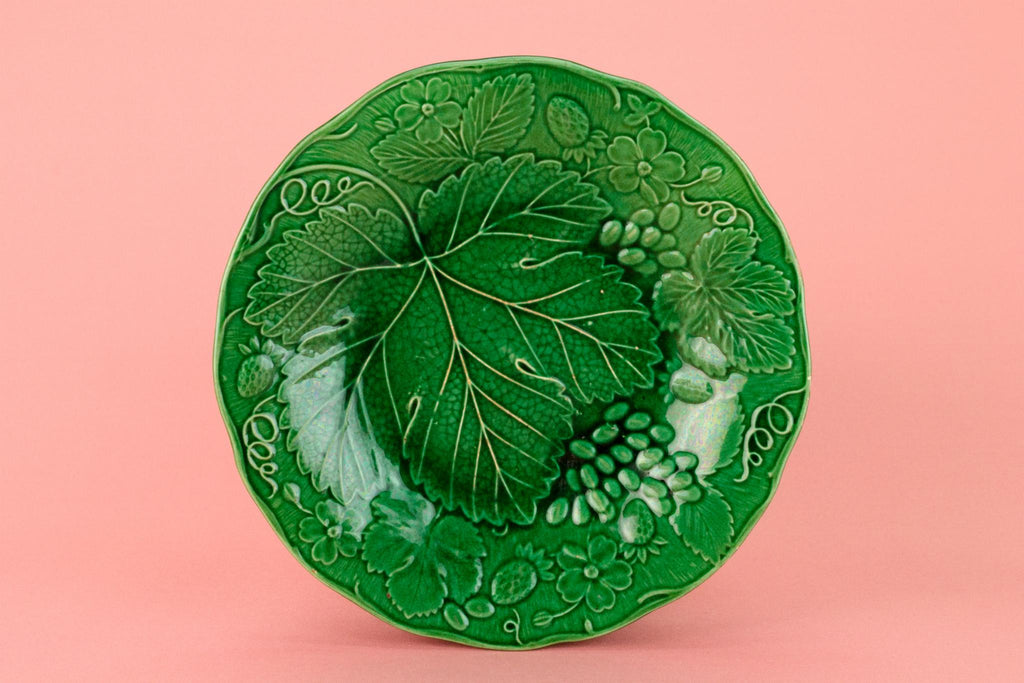 Green Majolica Serving Dish, English Victorian 19th Century