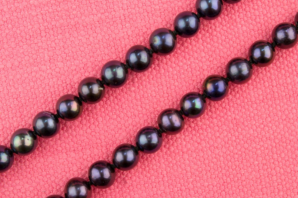 Black Fresh Water Pearls Necklace