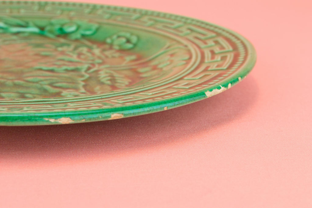 Green Majolica Small Plate, English Late 19th Century