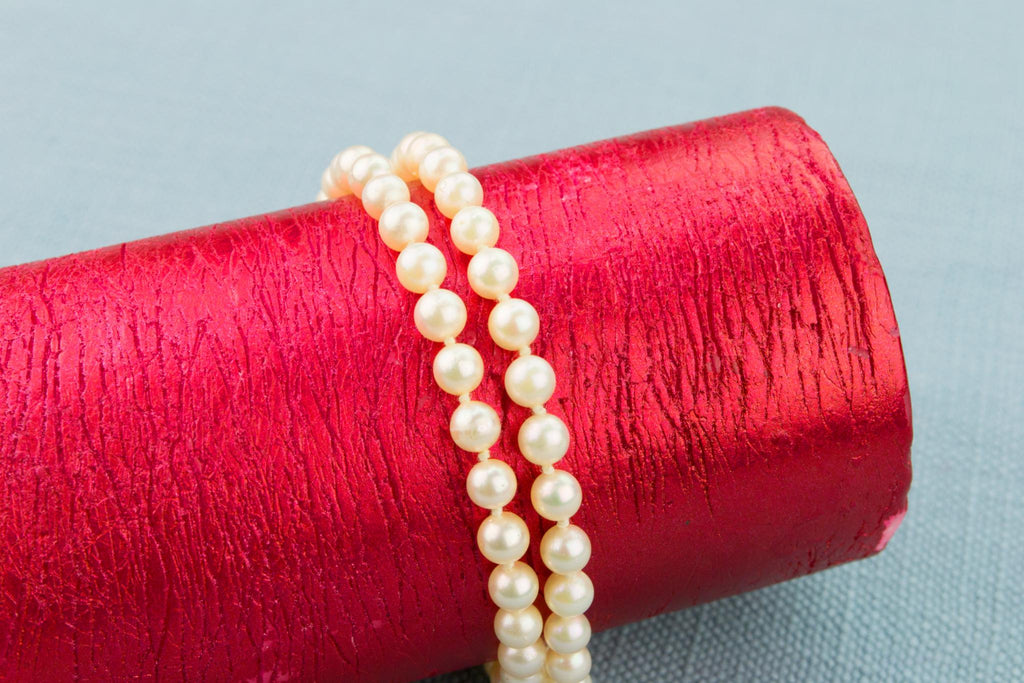 Cultured Pearl Necklace