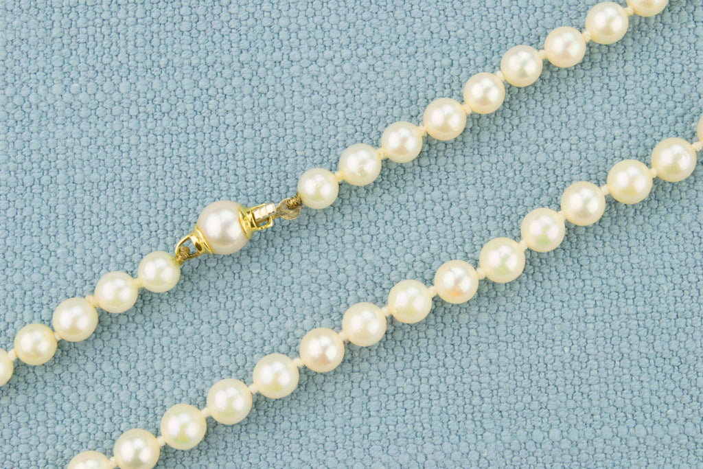 Cultured Pearl Necklace