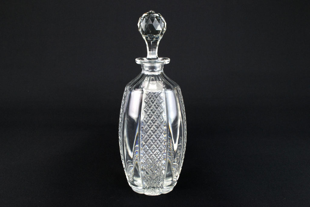 Small Whisky decanter in Cut Glass, English Early 1900s