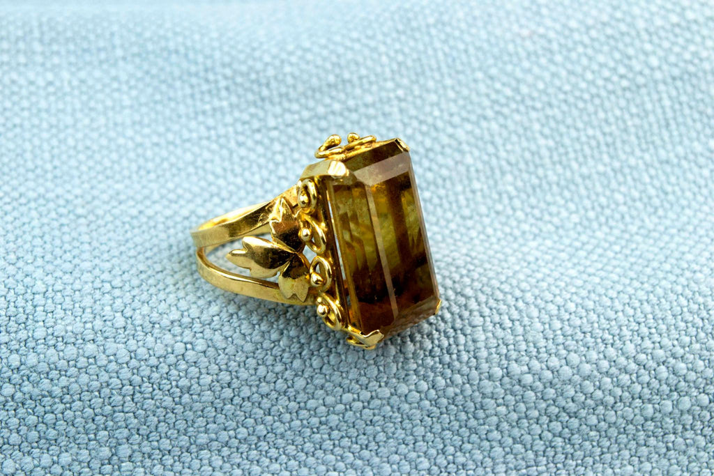 18ct Gold Ring with Cushion Cut Citrine