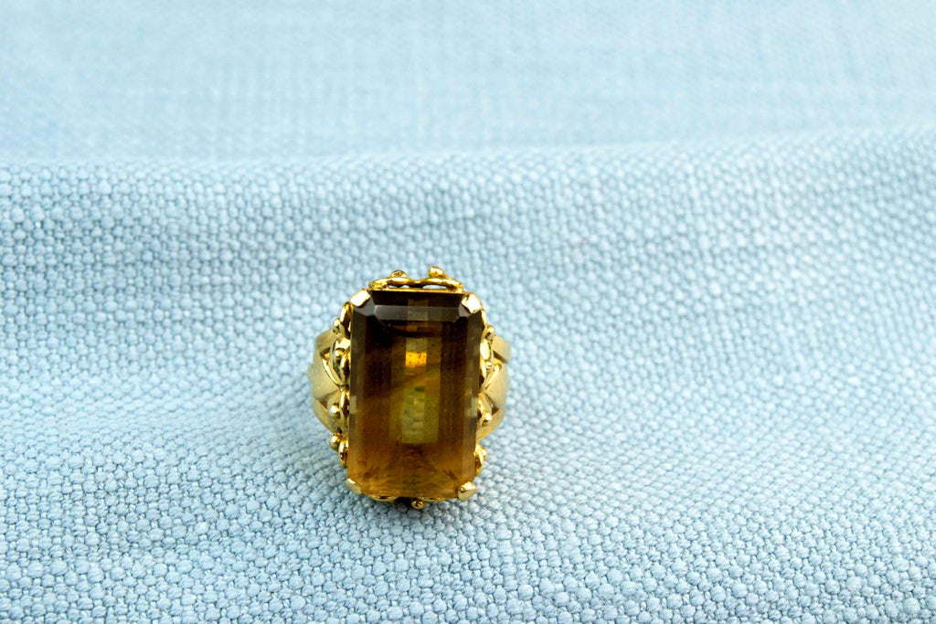 18ct Gold Ring with Cushion Cut Citrine