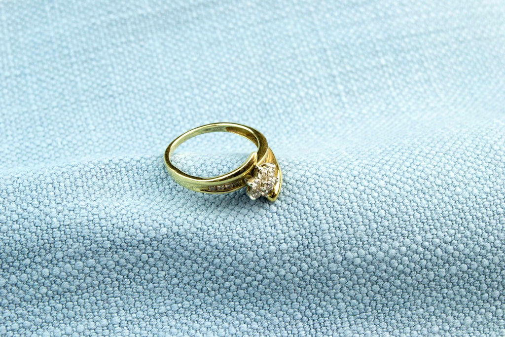 Diamond Ring in 9ct Gold Flower Bezel