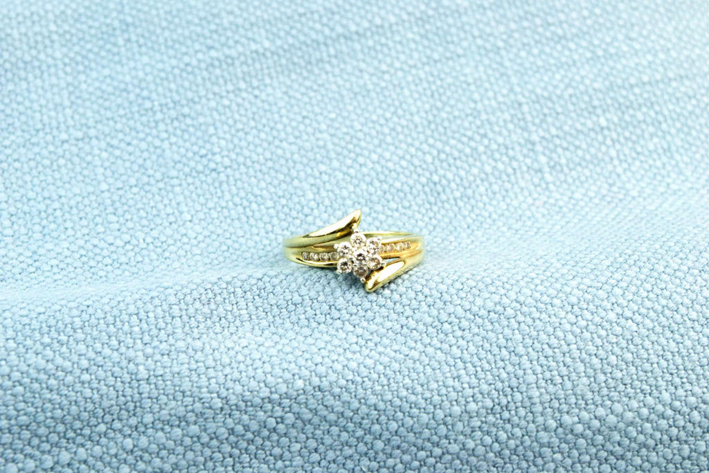 Diamond Ring in 9ct Gold Flower Bezel