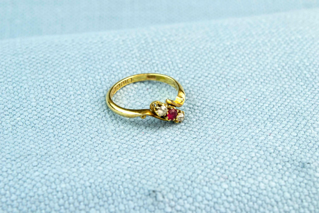 18ct Gold Ring Ruby and Diamonds, English 1909