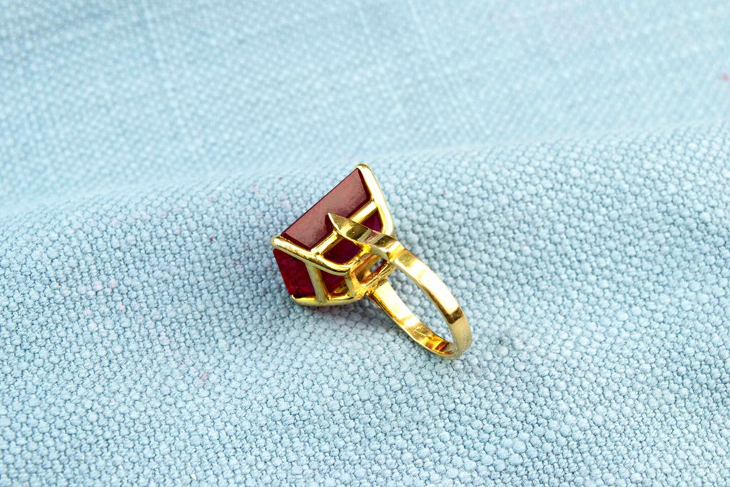 Large Ruby Ring in 18ct Gold