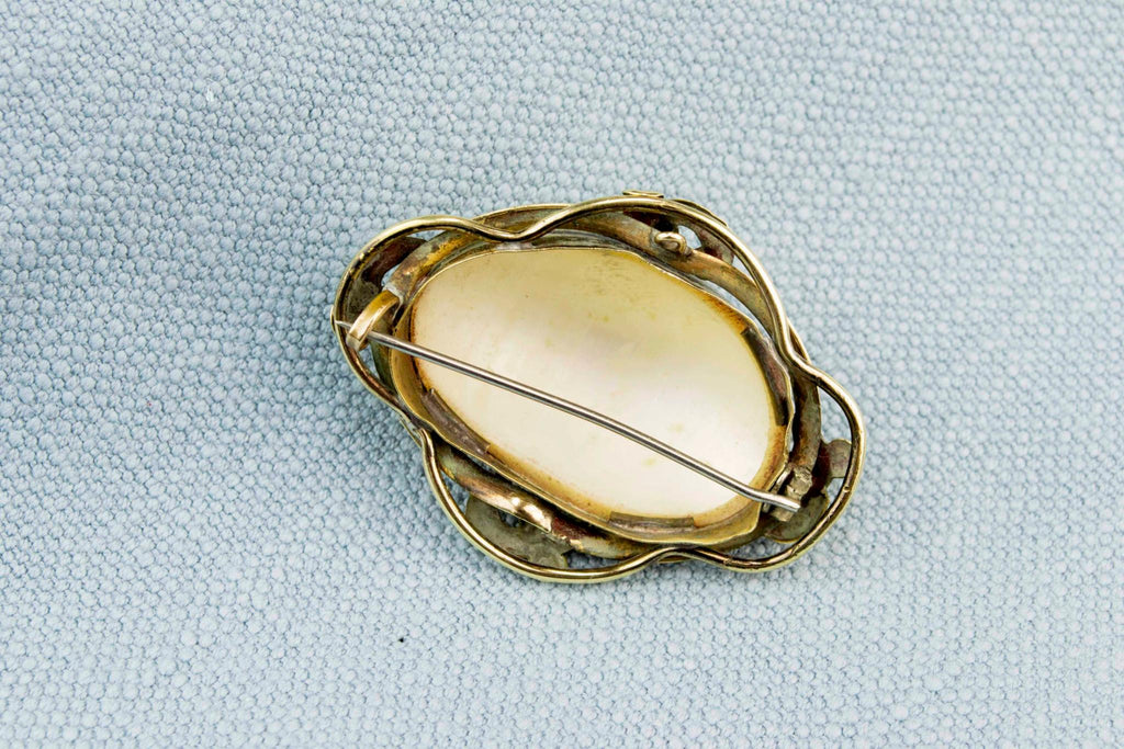 Shell Brooch in Gilded Setting, English 1870s