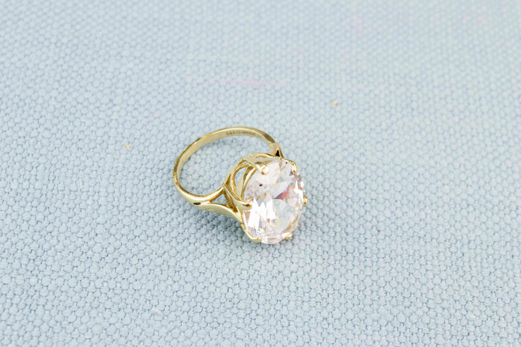 Large CZ Ring in 9ct Gold, English 1970s