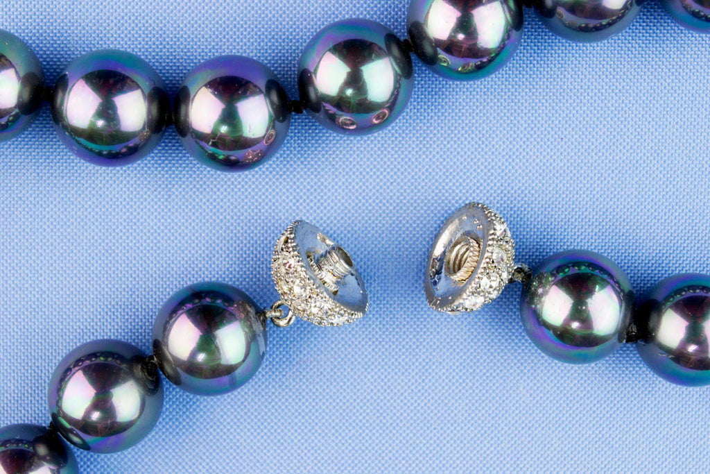 Black Lustre Majorica Pearl Necklace