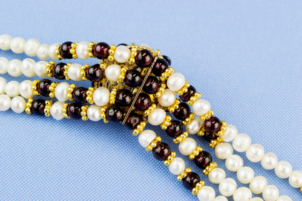 Chocker and Earrings Set with Garnets and Pearls