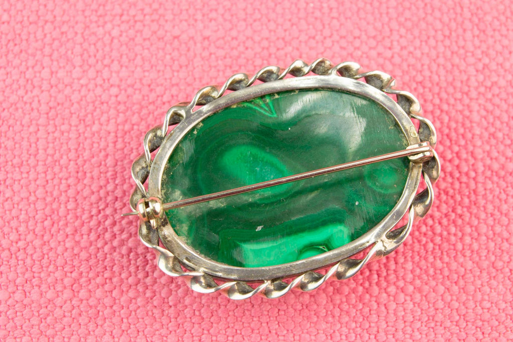 Green Agate Oval Brooch, English 19th Century