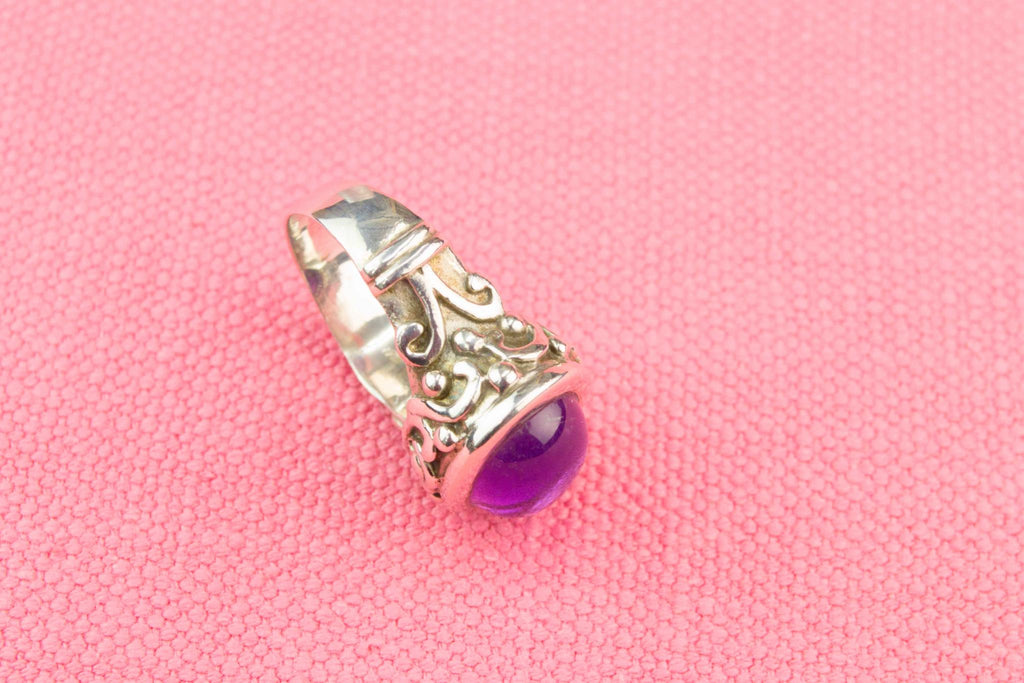 Cabochon Amethyst Ring in Sterling Silver