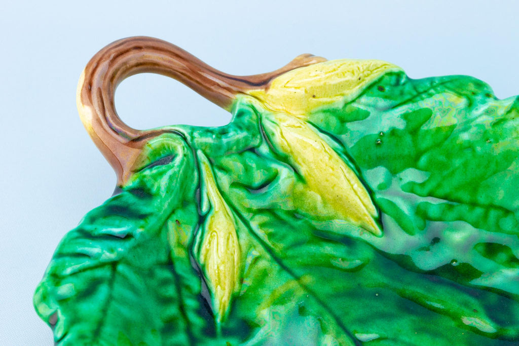 Green Majolica Leaf Serving Dish, English Late 19th Century