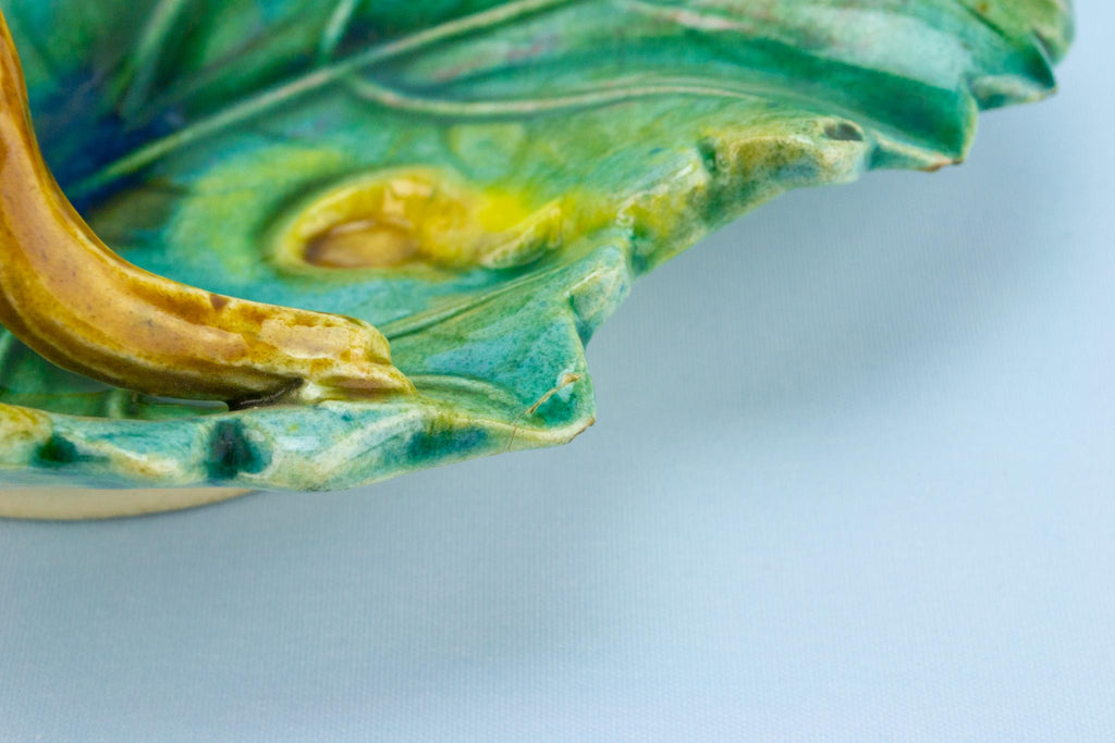 Green Leaf Majolica Serving Dish, English Late 19th Century
