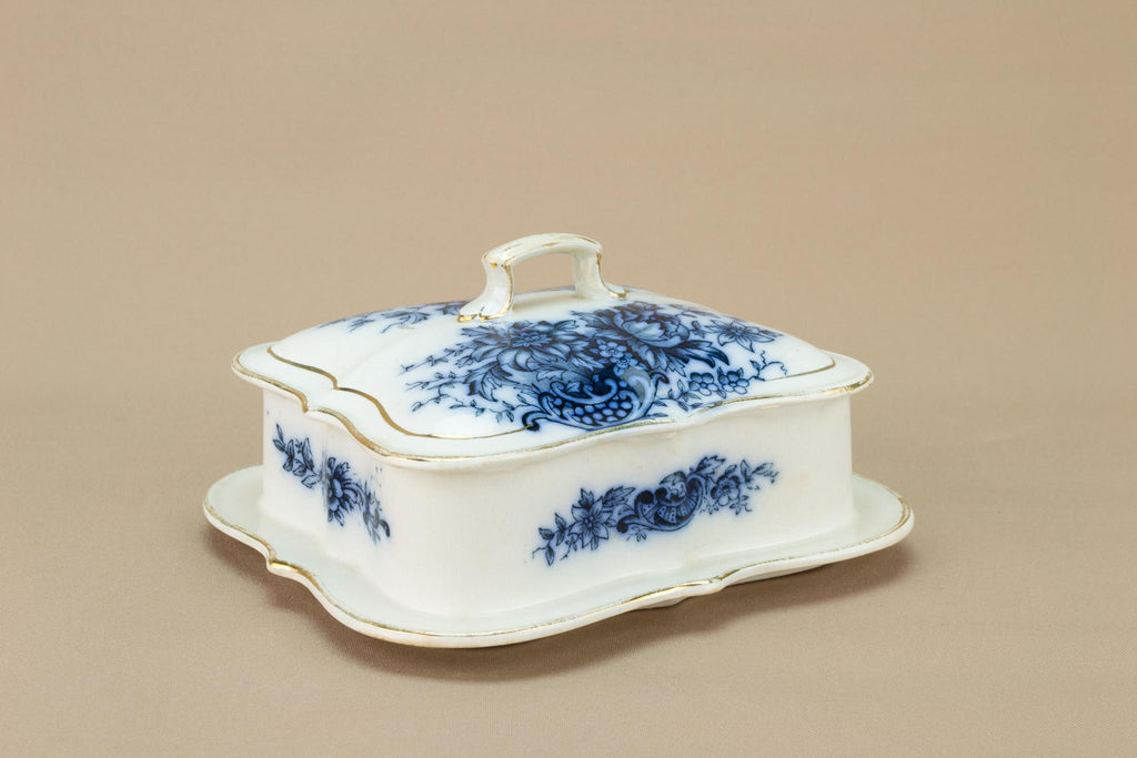 Butter Dish Blue and White Art Nouveau, English 1910s