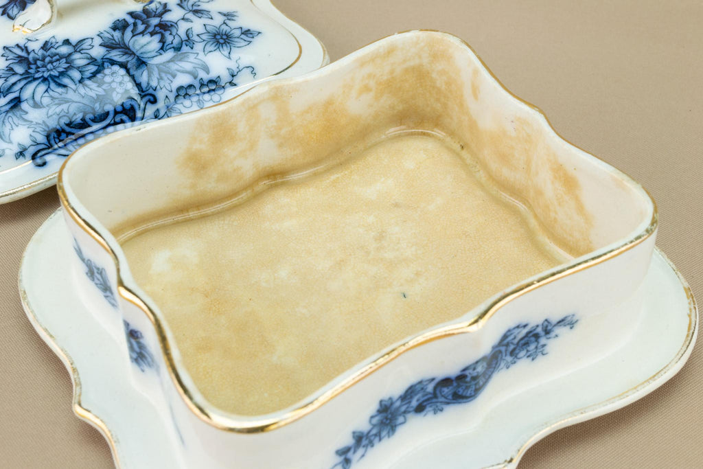 Butter Dish Blue and White Art Nouveau, English 1910s