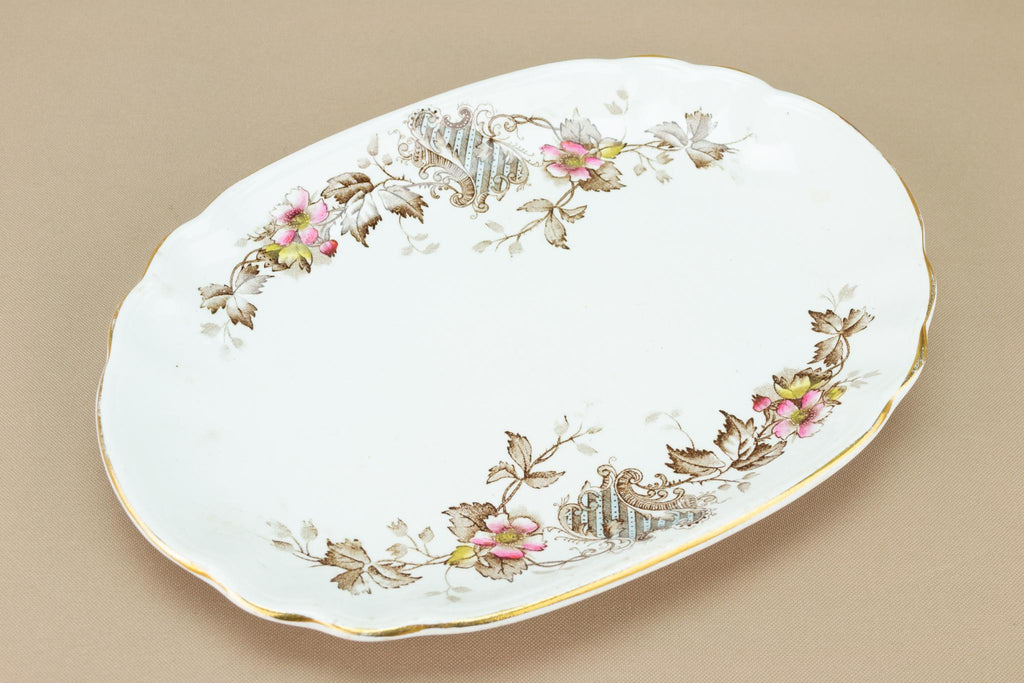 Small Serving Bowl and Lid, English 1890s