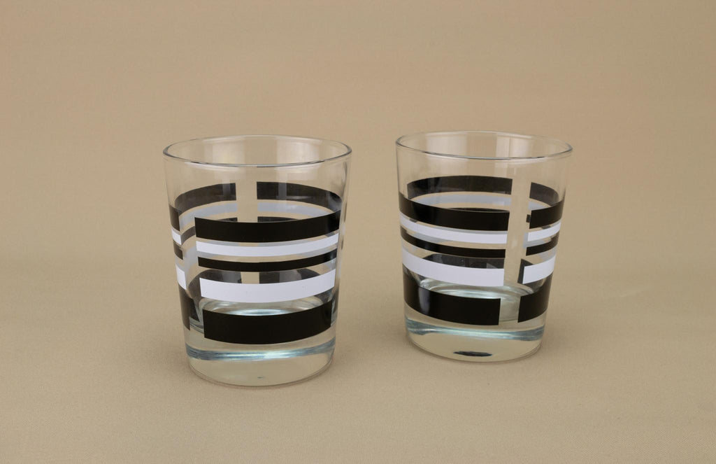 Glass Medium Modernist Whisky Glass, English 1960s