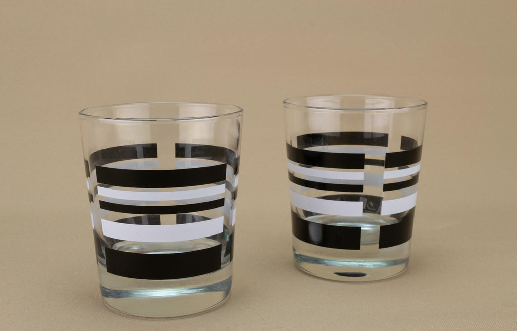 Glass Medium Modernist Whisky Glass, English 1960s
