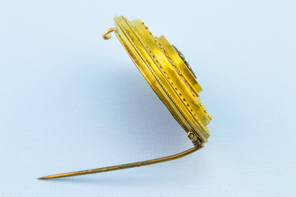 15ct Gold Target Brooch, English 1870s