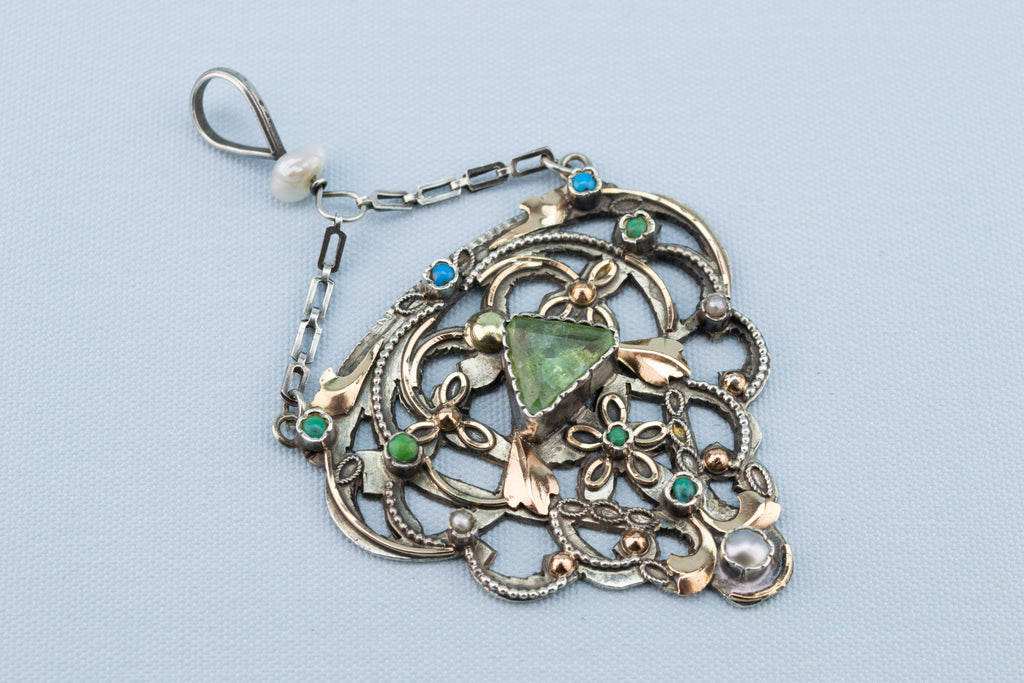 Silver and Emerald Pendant Arts & Crafts 1890s