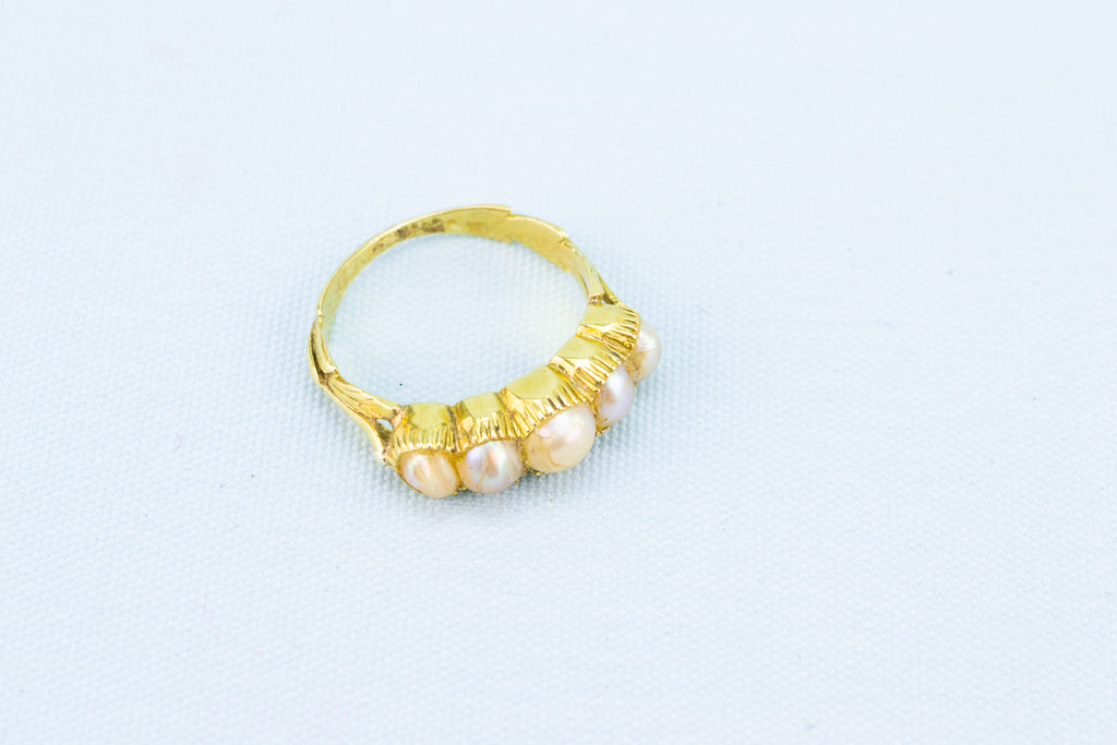 Gold & Scottish Pearls Ring, English 18th Century