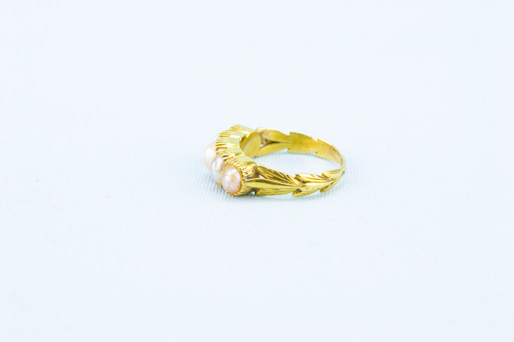 Gold & Scottish Pearls Ring, English 18th Century