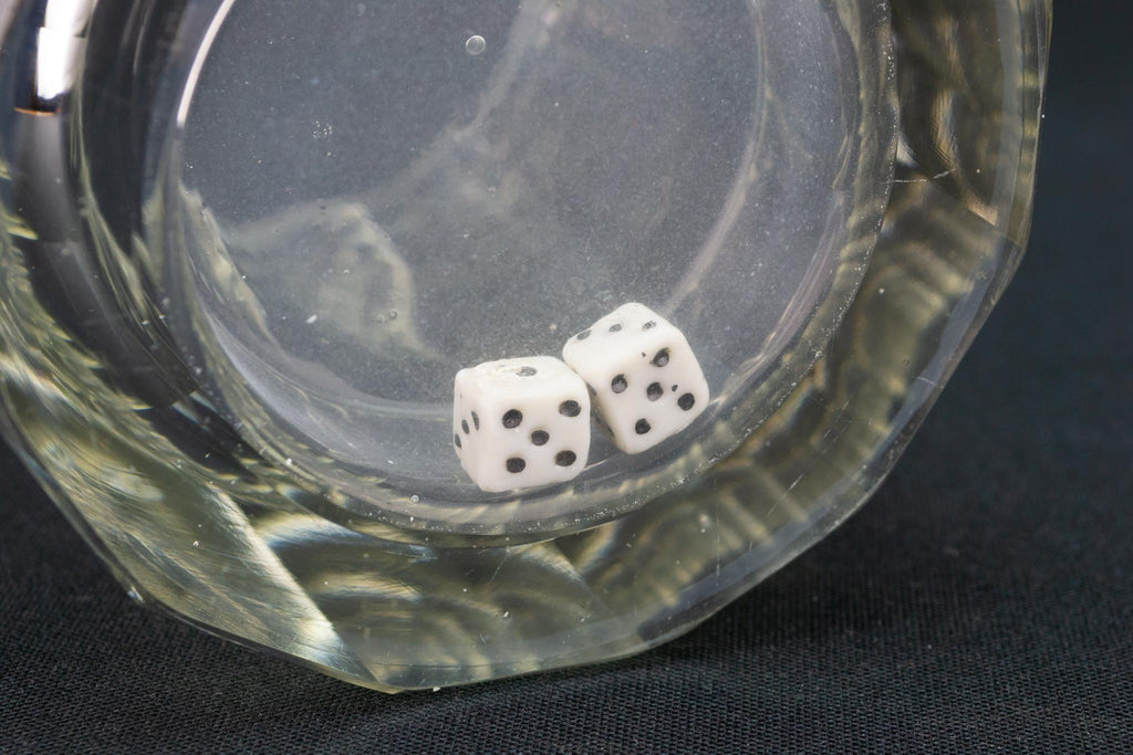Death or Glory Dice Whisky Glass, English circa 1820