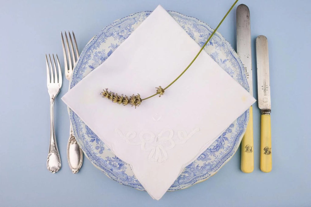 8 Embroidered Cotton Dinner Napkins