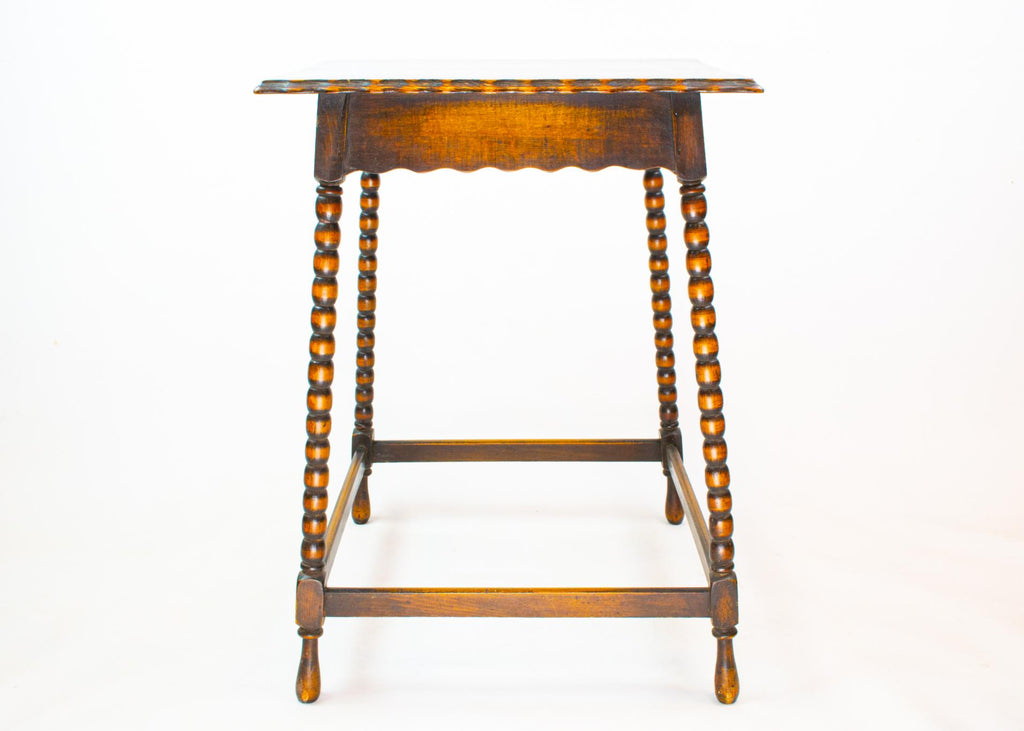 Medium Oak Table on Bobbin Legs English