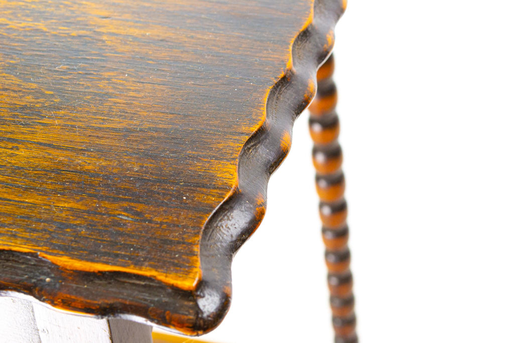 Medium Oak Table on Bobbin Legs English