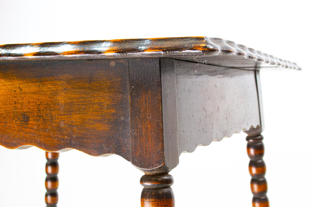 Medium Oak Table on Bobbin Legs English