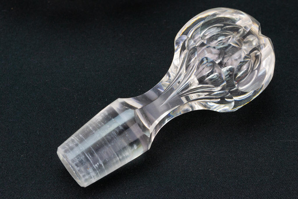 Large Wine Decanter in Cut Glass, English 19th Century