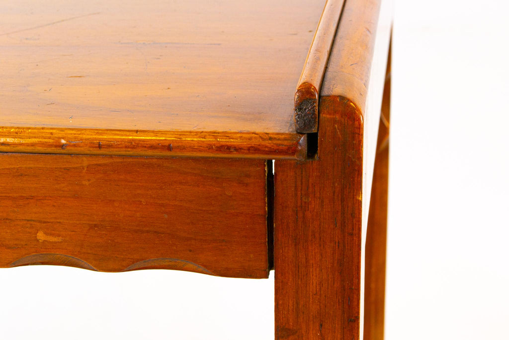 Mahogany Drinks Trolley on Wheel, English 1930s