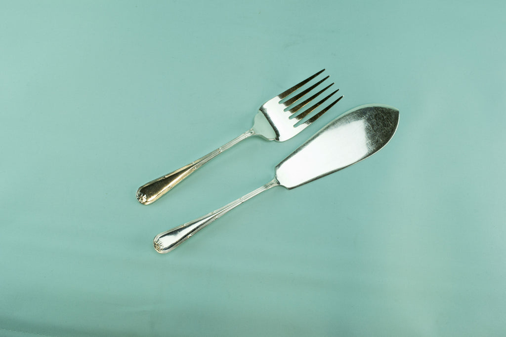 Elkington serving fork and knife, 1962