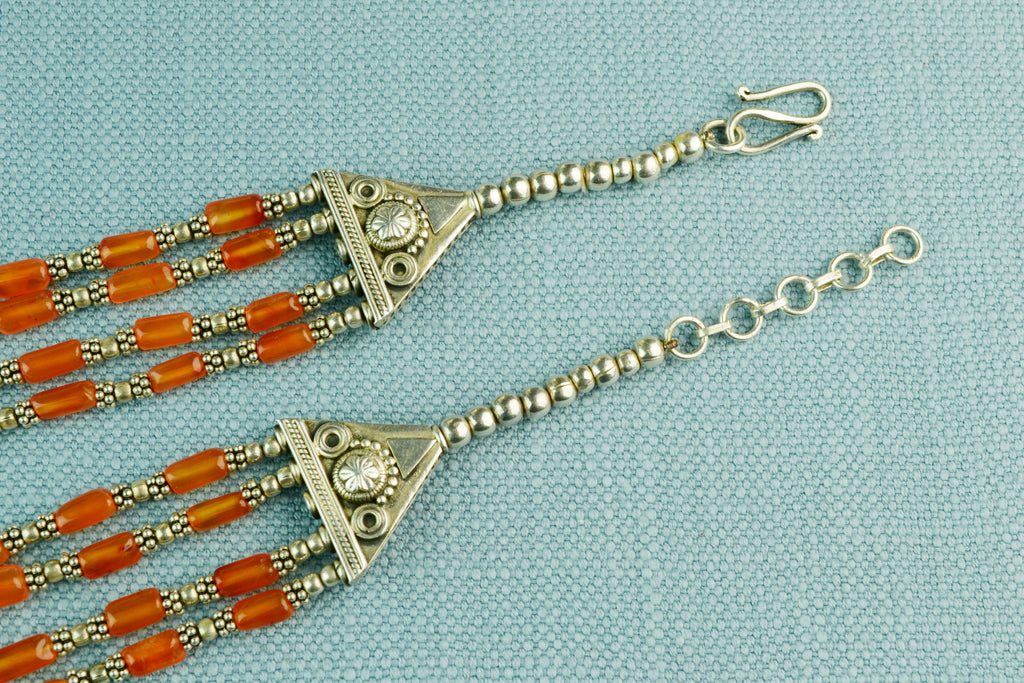 Necklace in Silver and Carnelian Beads