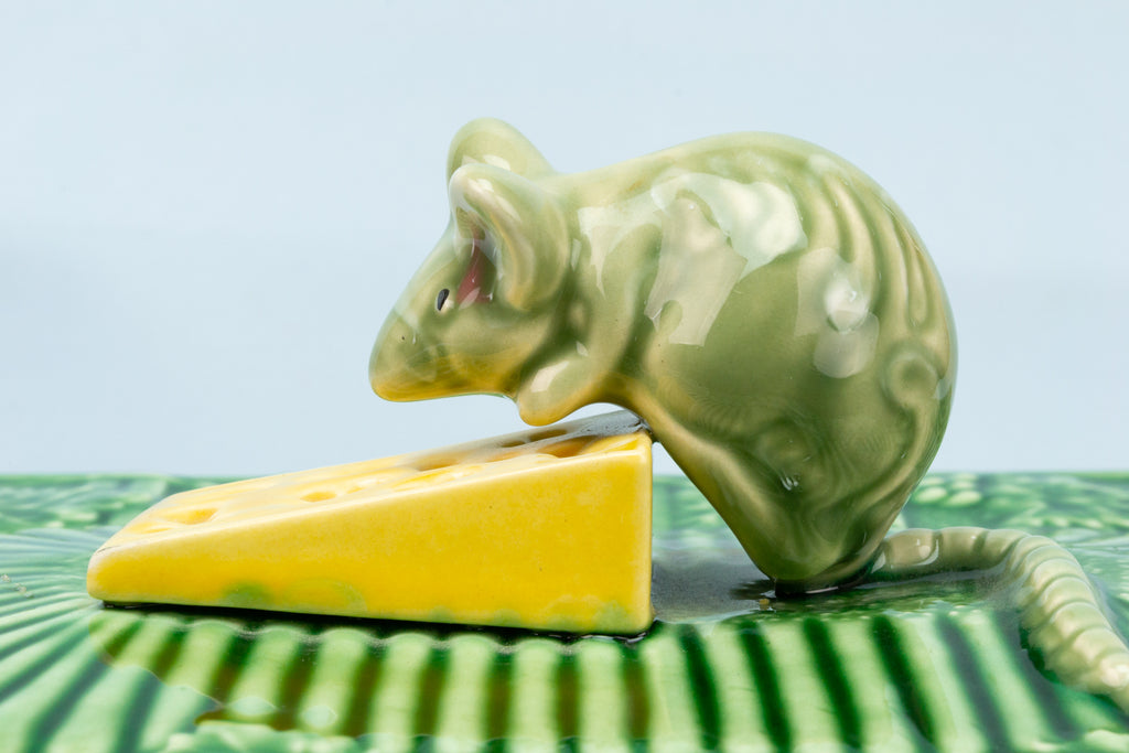 Cat & Mouse Large Majolica Cheese Dish